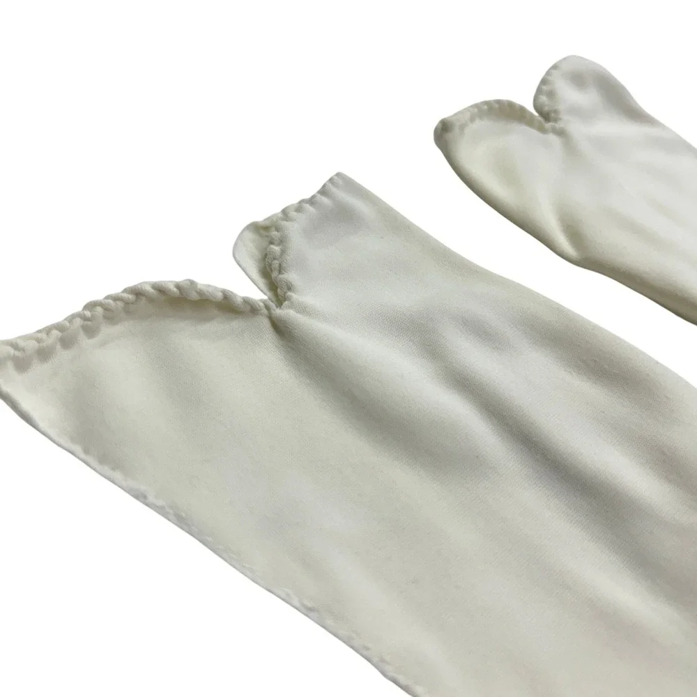 Vintage Cream Wrist Length Gloves Scalloped Trim S Off White Coquette Regency